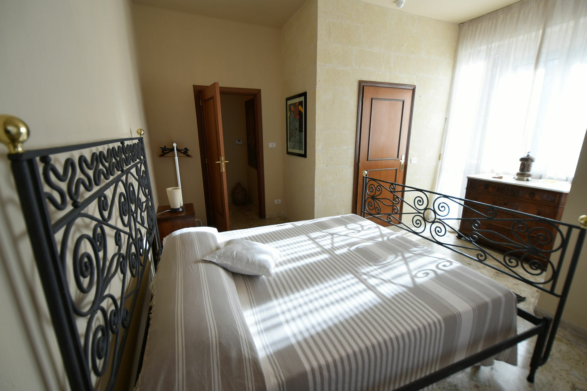 מטרה B&B "Lo Straniero" מראה חיצוני תמונה